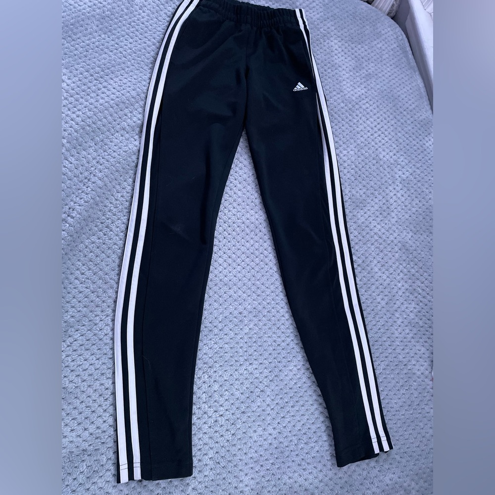Women’s Adidas Sweatpants